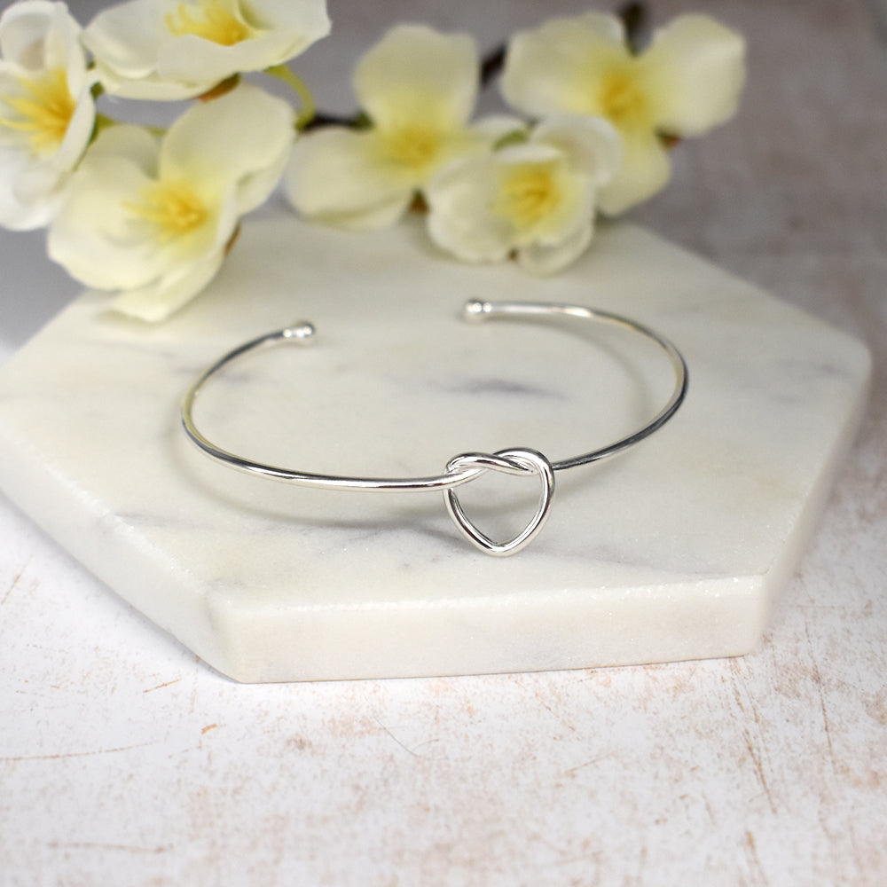 Joanna silver knot bangle