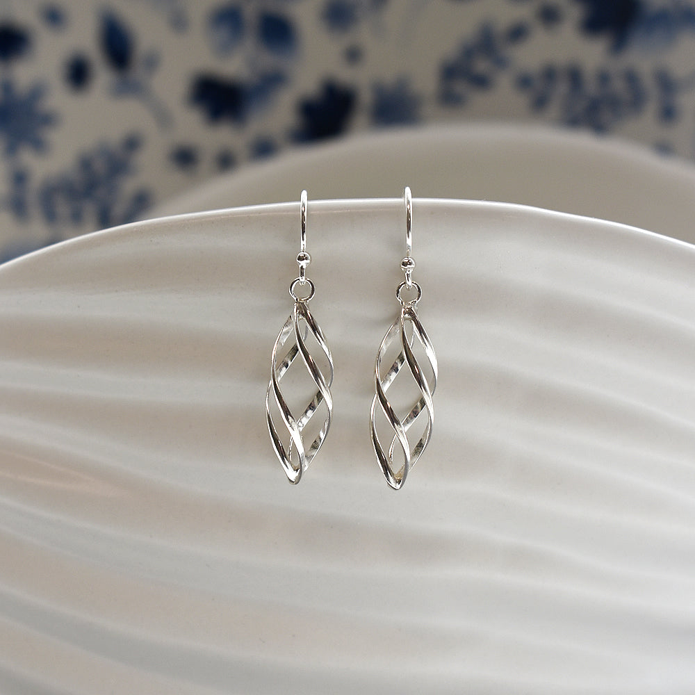 Phoebe open twirl earrings
