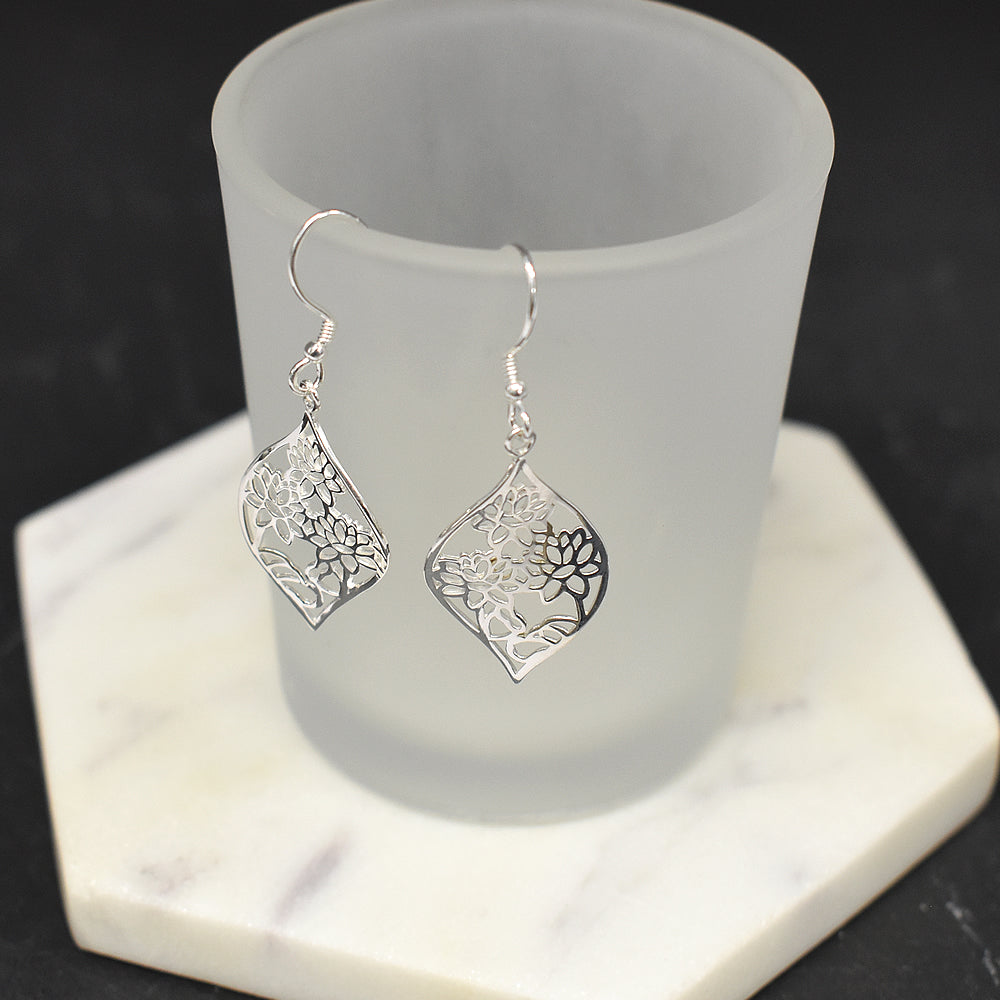 Dahna flower leaf shaped earrings