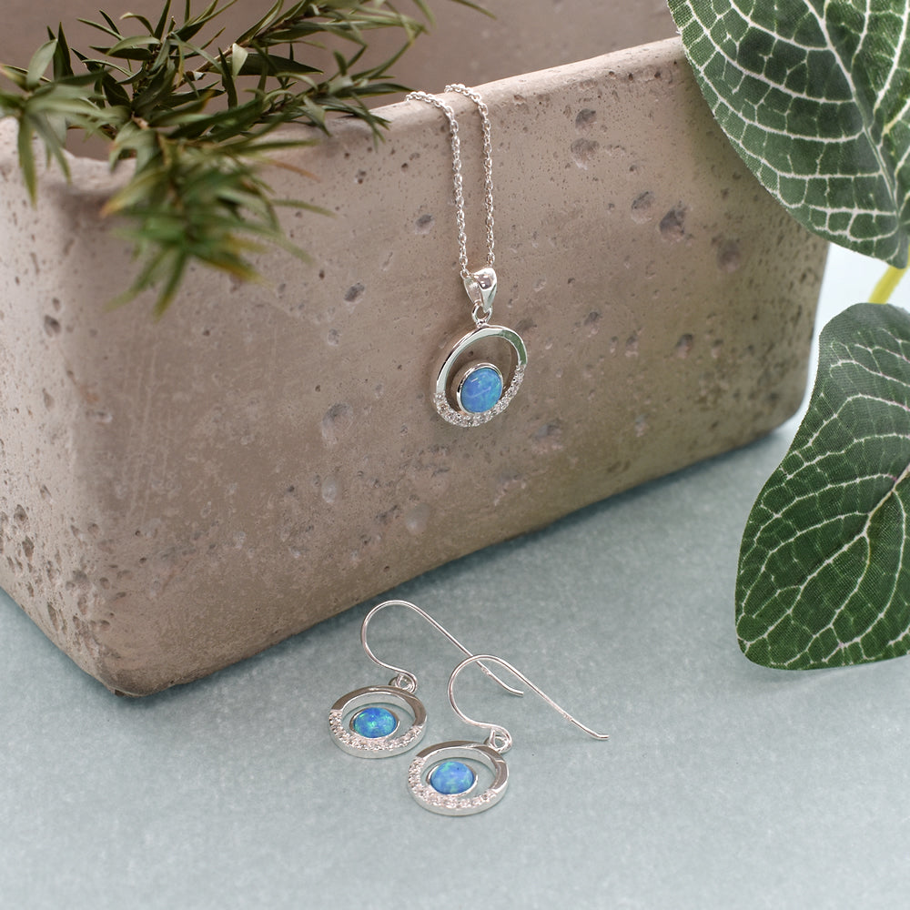 Alexis blue opalique circle pendant
