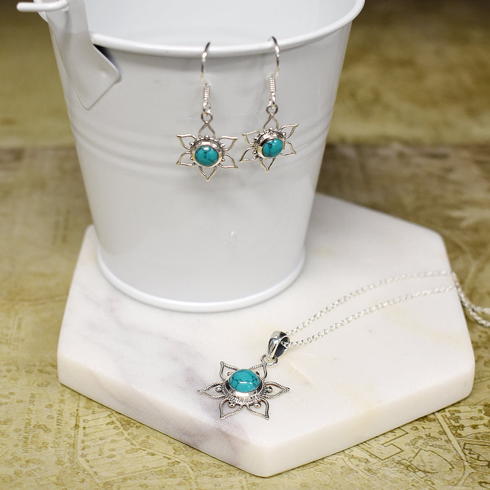 Catalina turquoise flower pendant