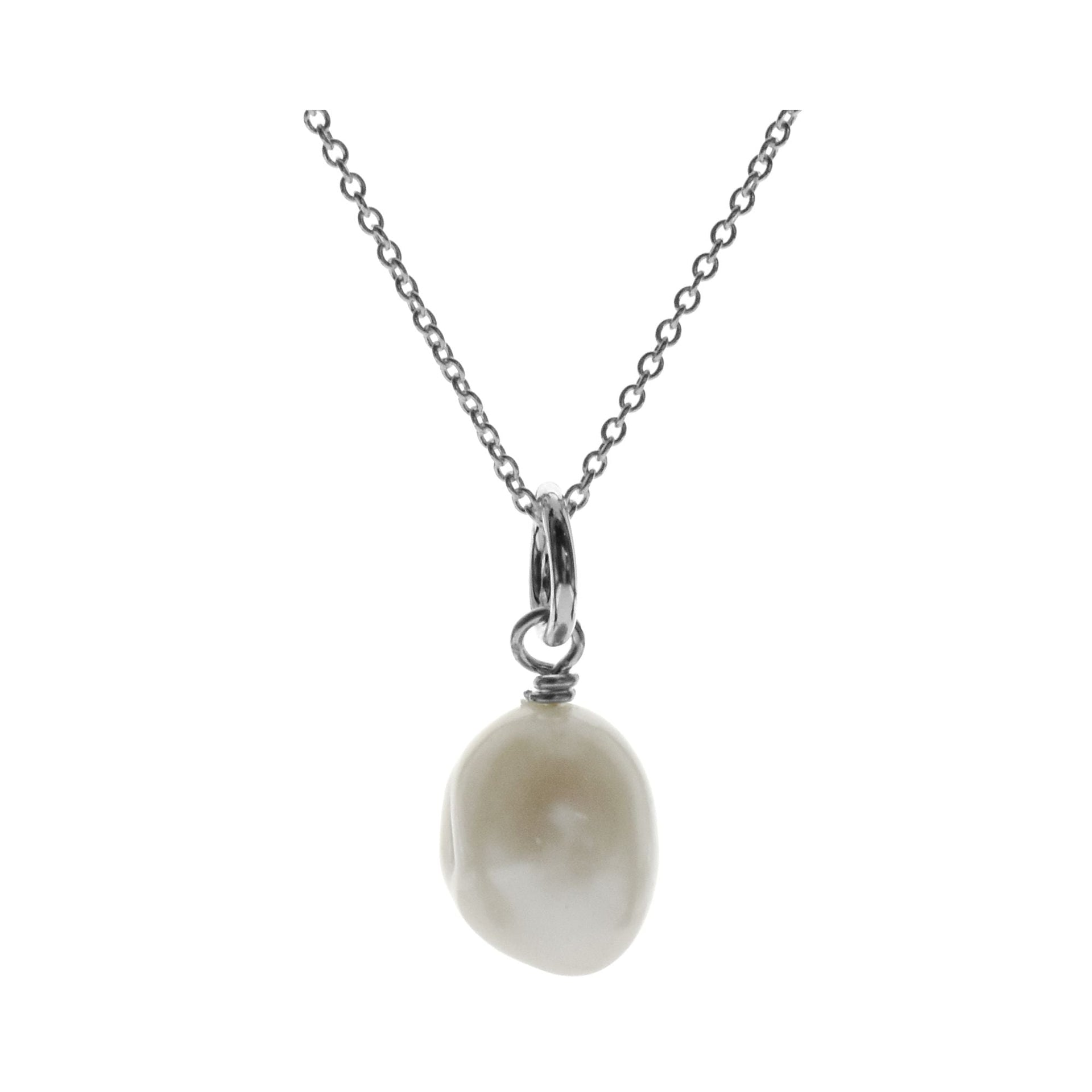 Martha pearl necklace