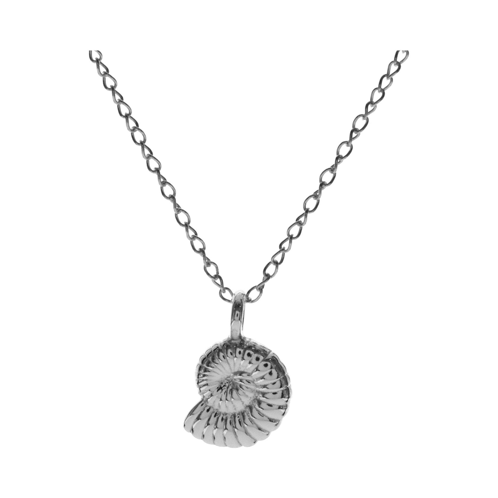 Mila textured ammonite necklace