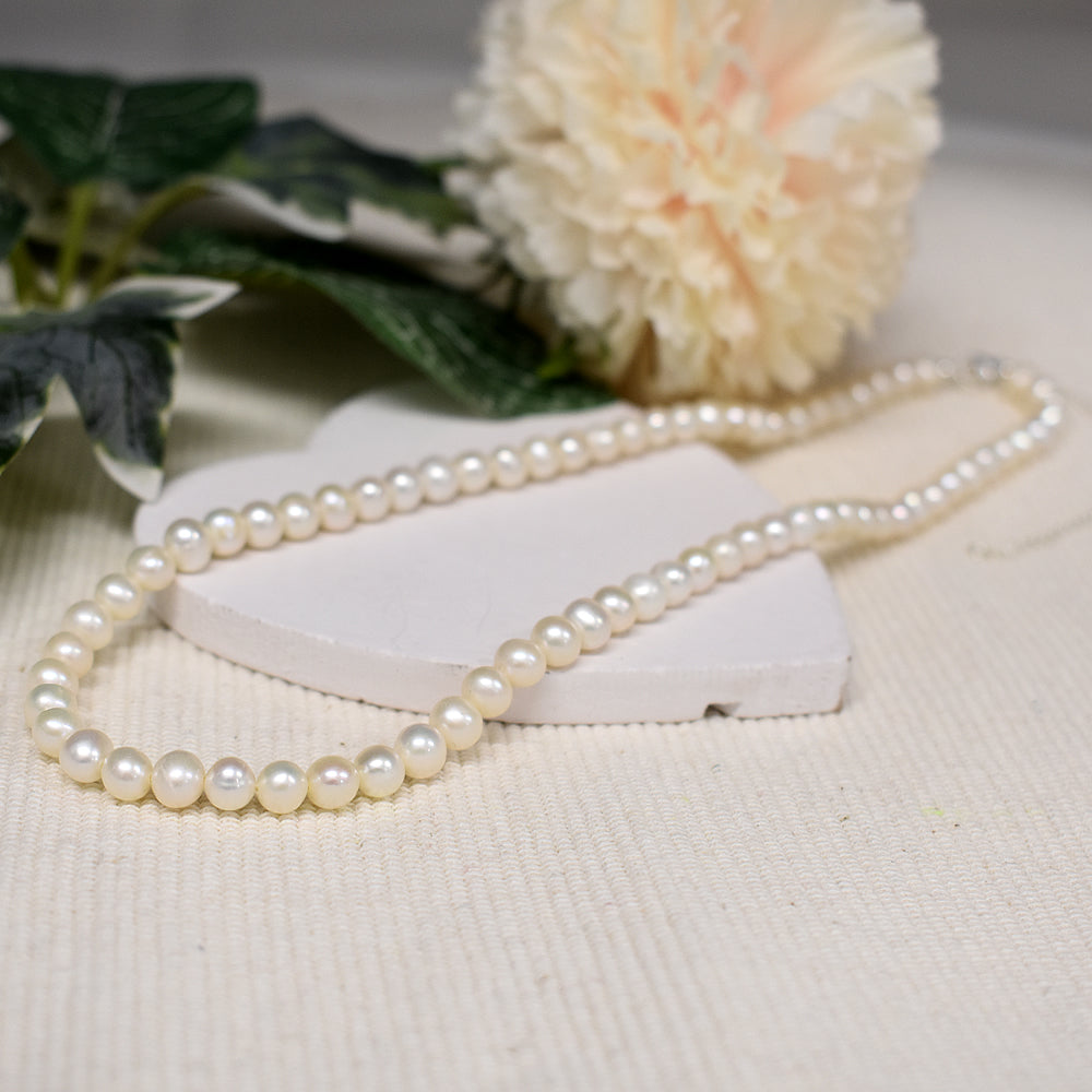Elsie classic pearl necklace