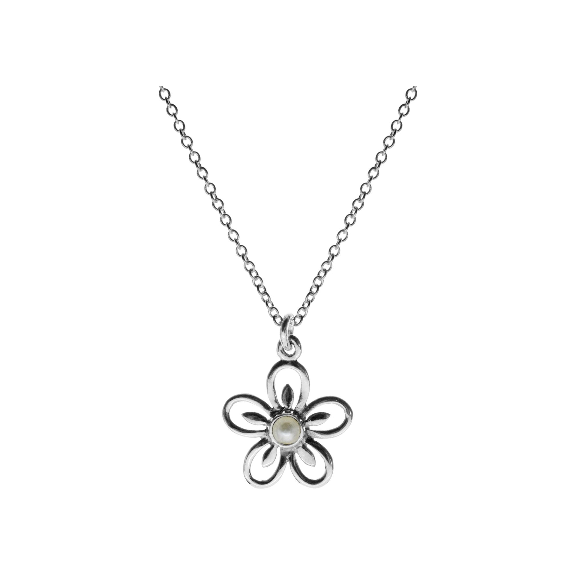 Chloe cute daisy pearl necklace