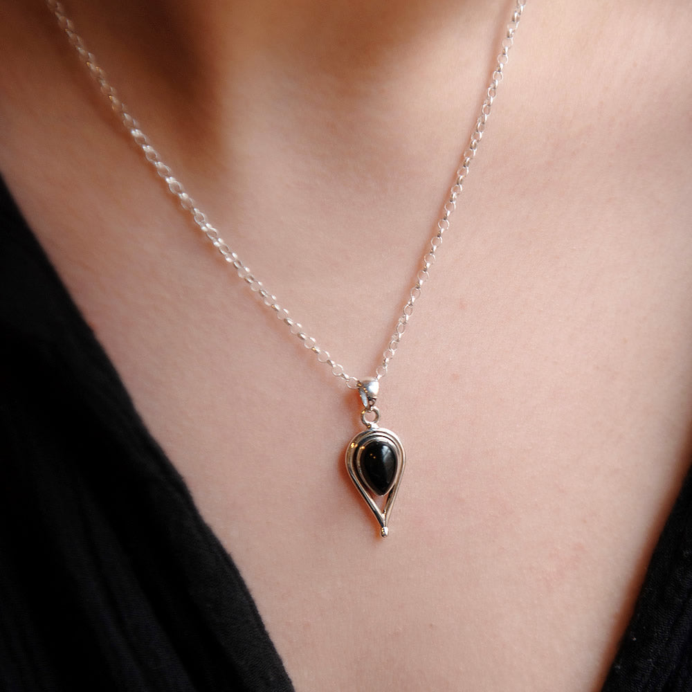 Amy teardrop black onyx pendant