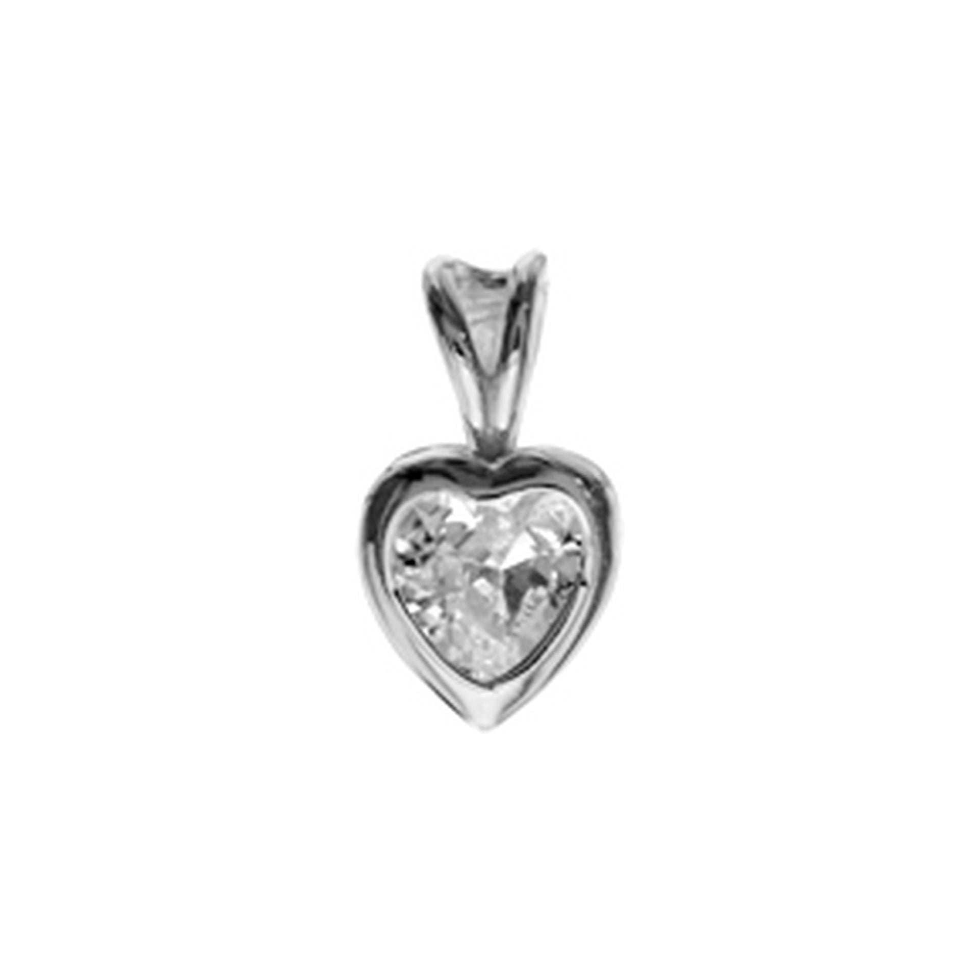 Kenzie heart pendant