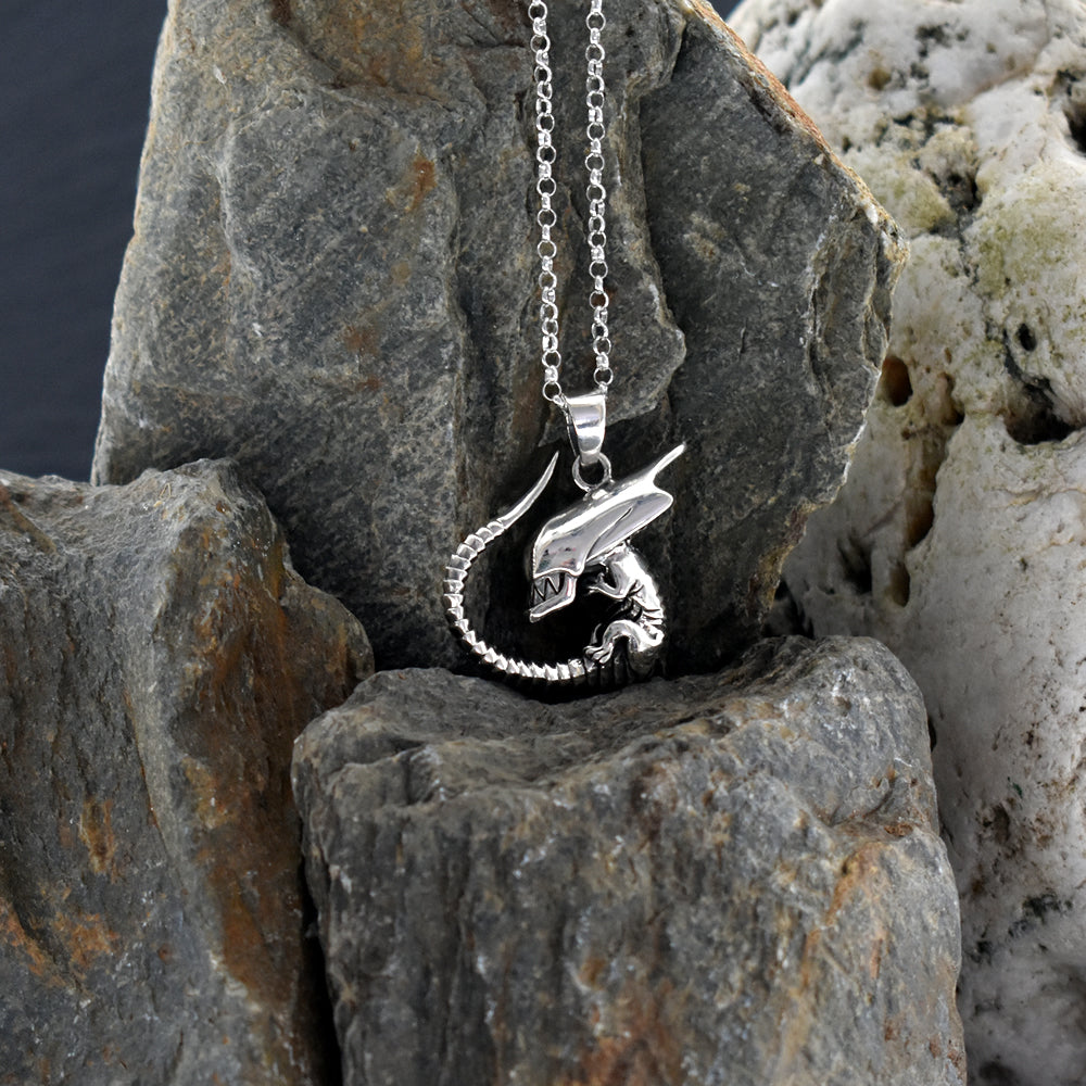 Harley Xenomorph alien pendant