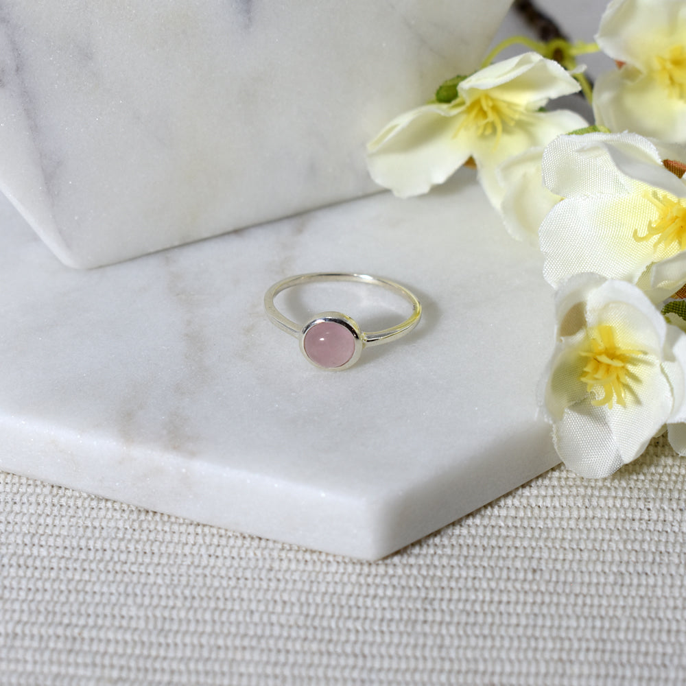 Bridget simple round rose quartz ring