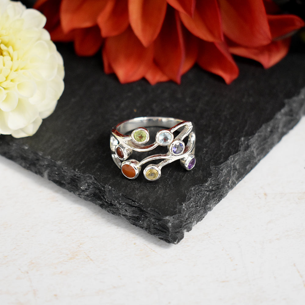 Ivy multi-coloured abstract design ring