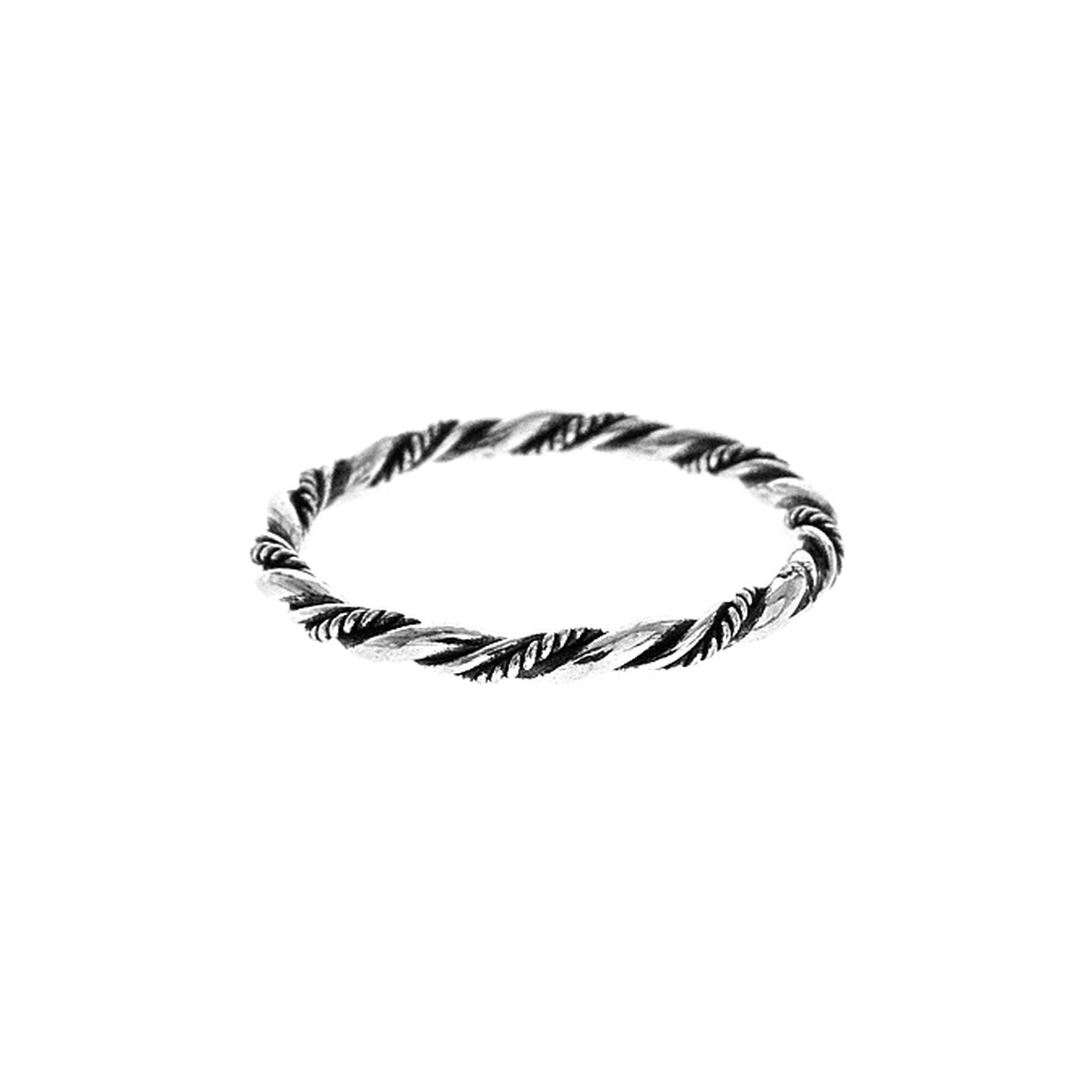 Phoebe twisted rope ring