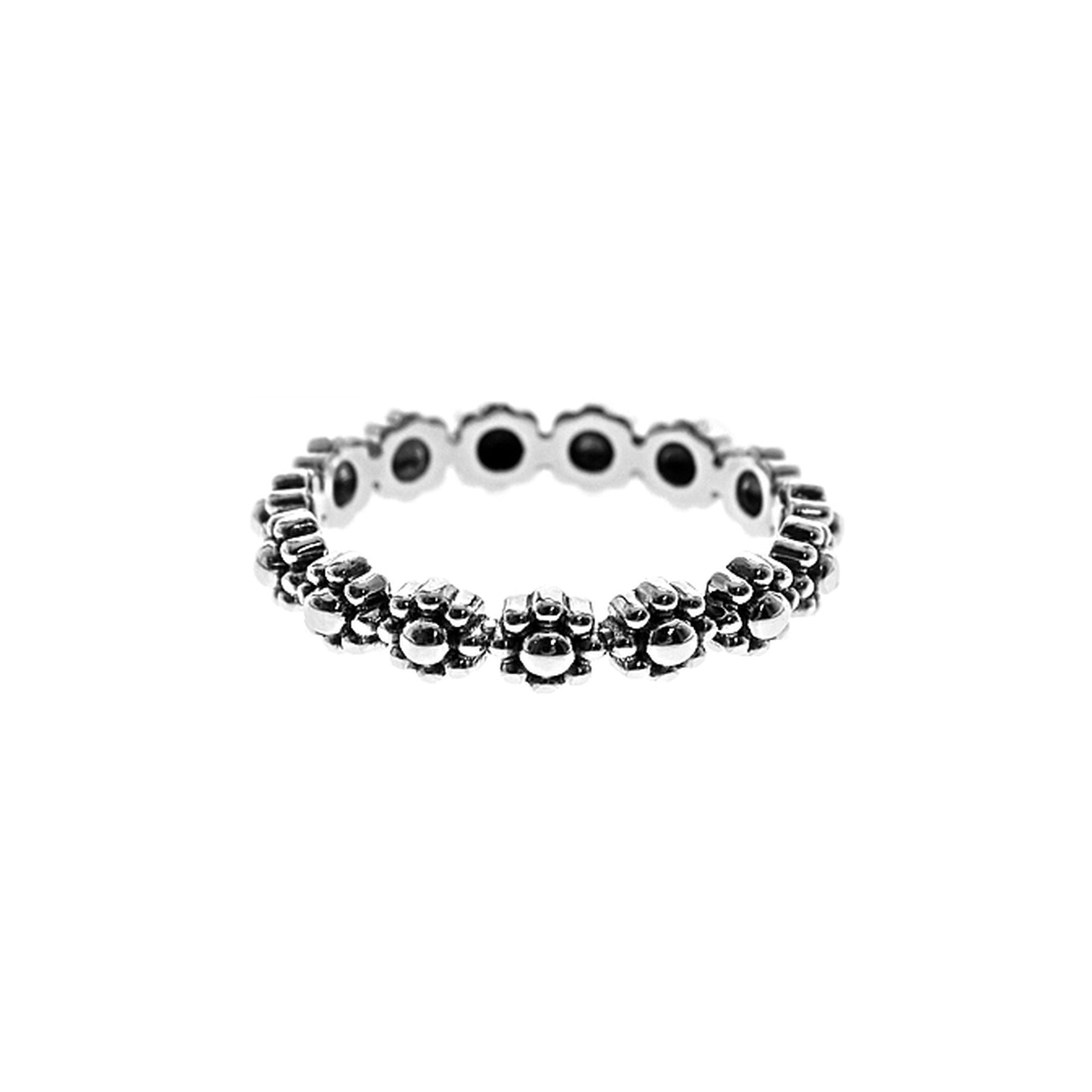 Oxidised simple daisy band ring