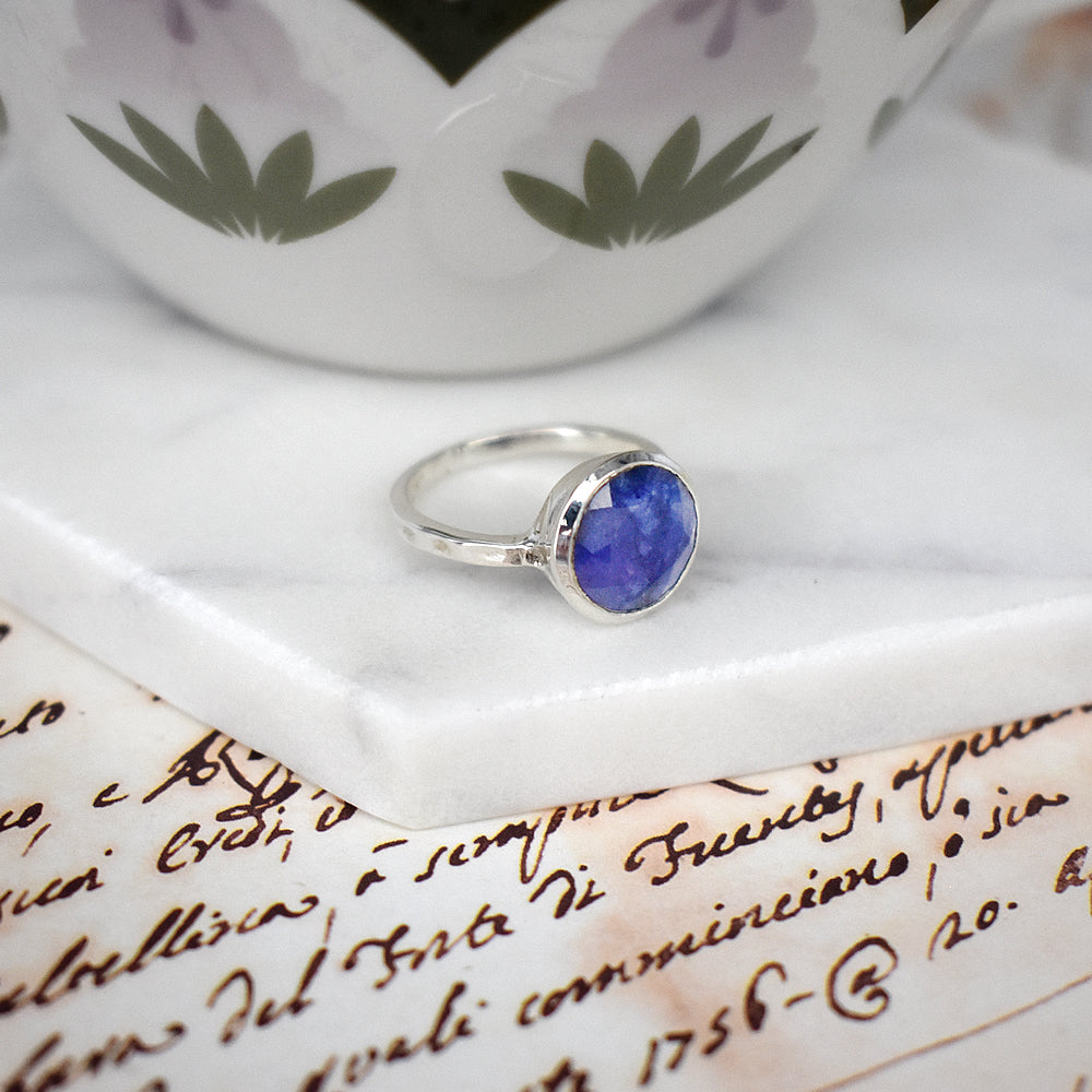 Lexi large round sapphire quartz ring