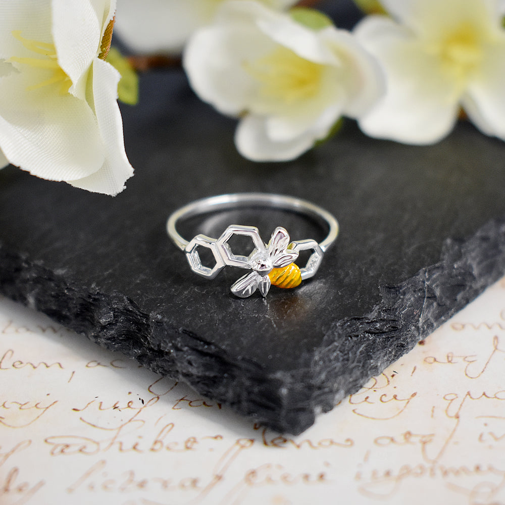 Carla bee & honeycomb ring