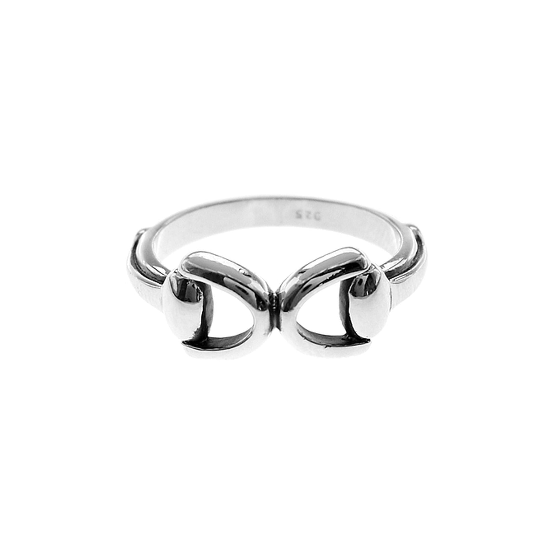 Cavelli snaffle bit ring