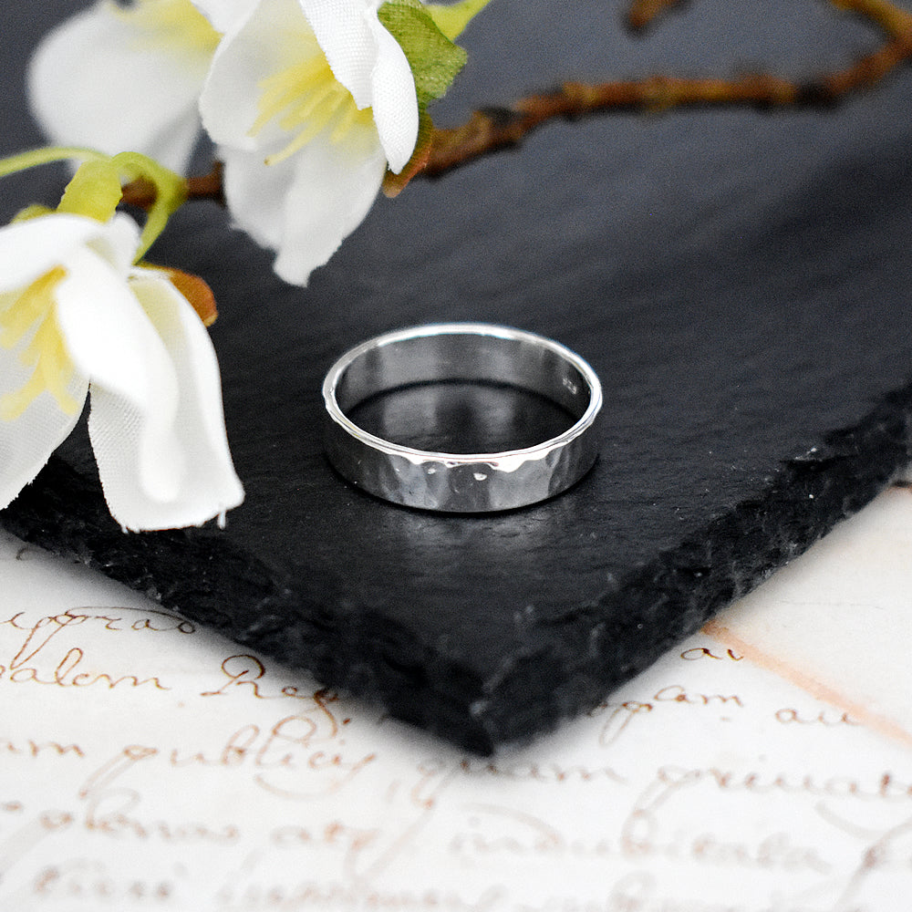 Lexi flat silver band ring