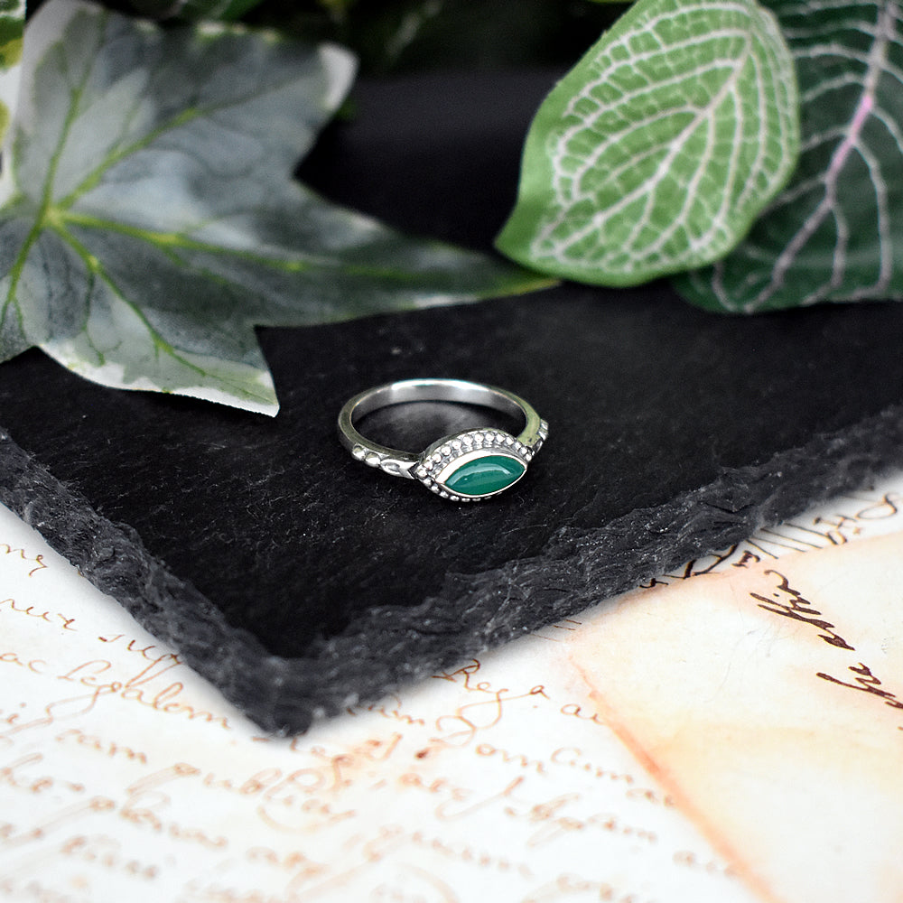 Isla vintage marquise green agate ring