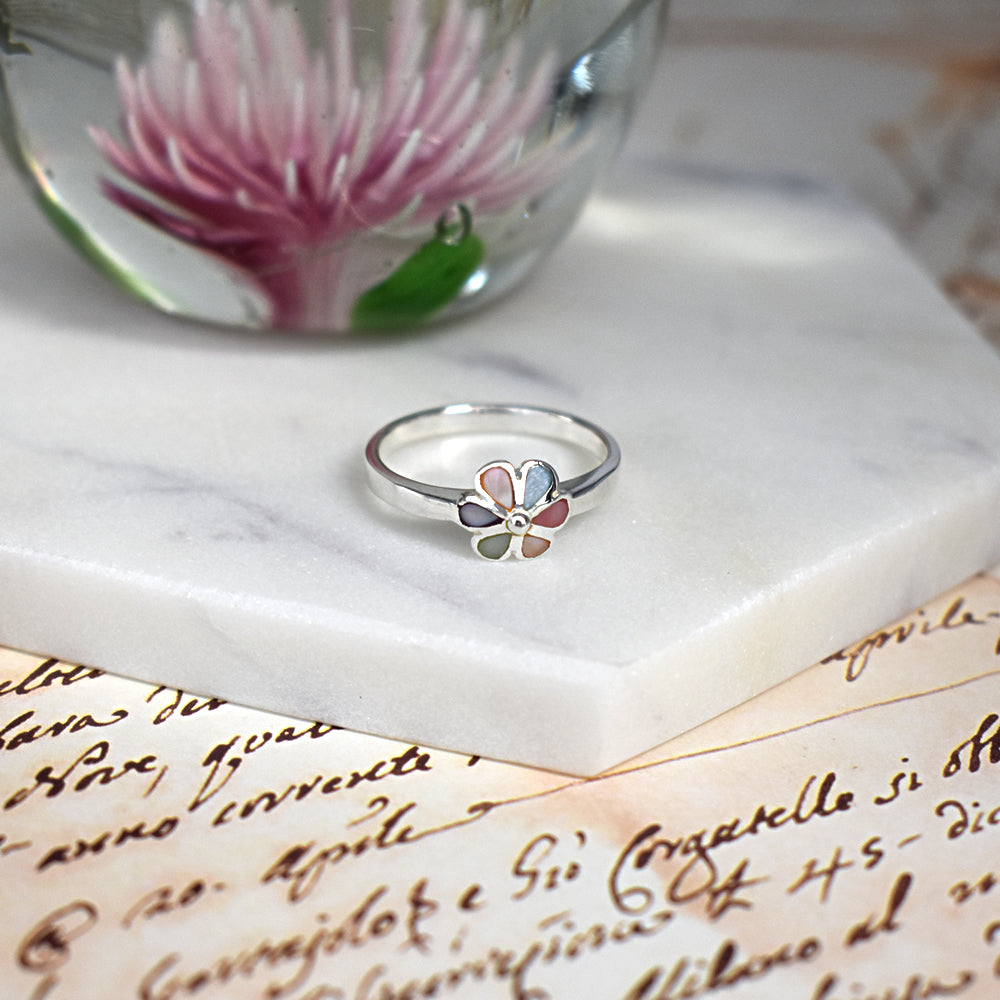 Bronwen mother of pearl dinky flower ring