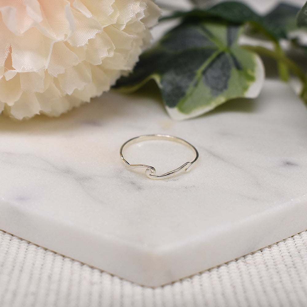 Smile breaking waves ring