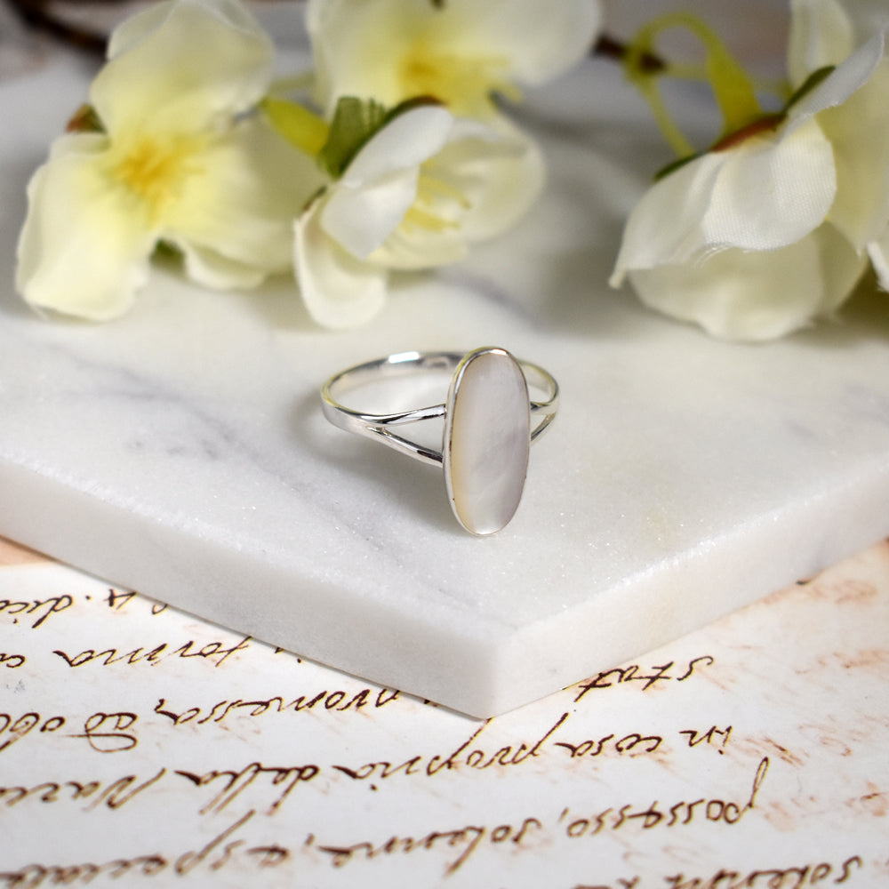 Bronwen long oval split shank mother of pearl ring