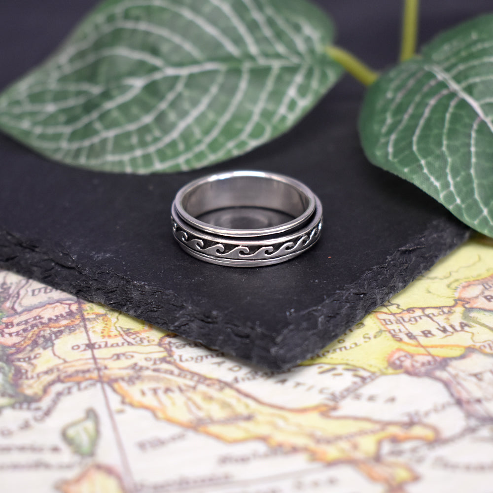 Harley wave spinning ring