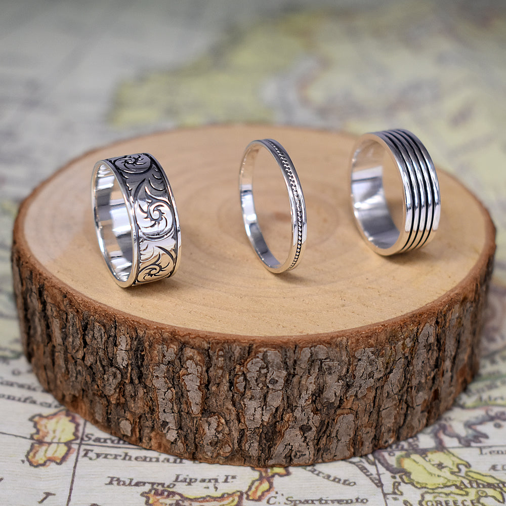 Harley lined wide band ring