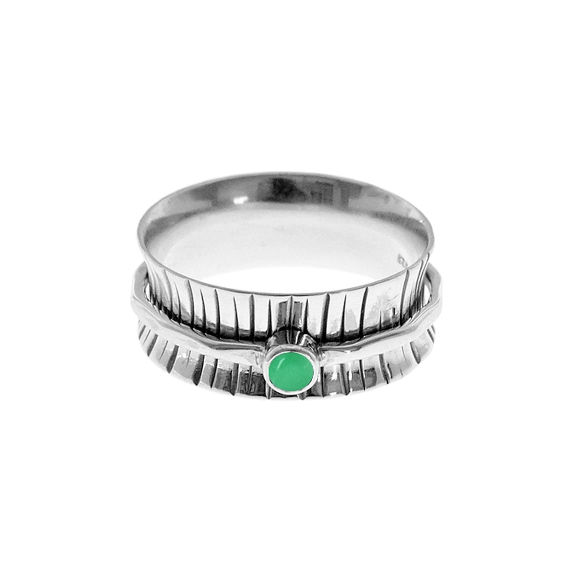 Lexi Hammered spinner ring with green agate