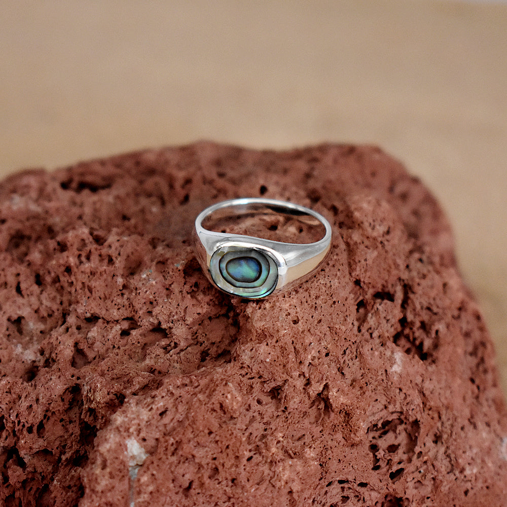 Lola paua shell signet ring