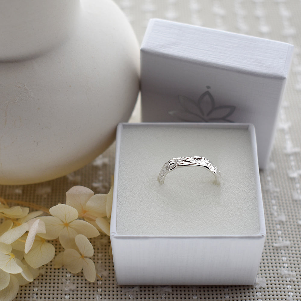 Harley tree bark ring