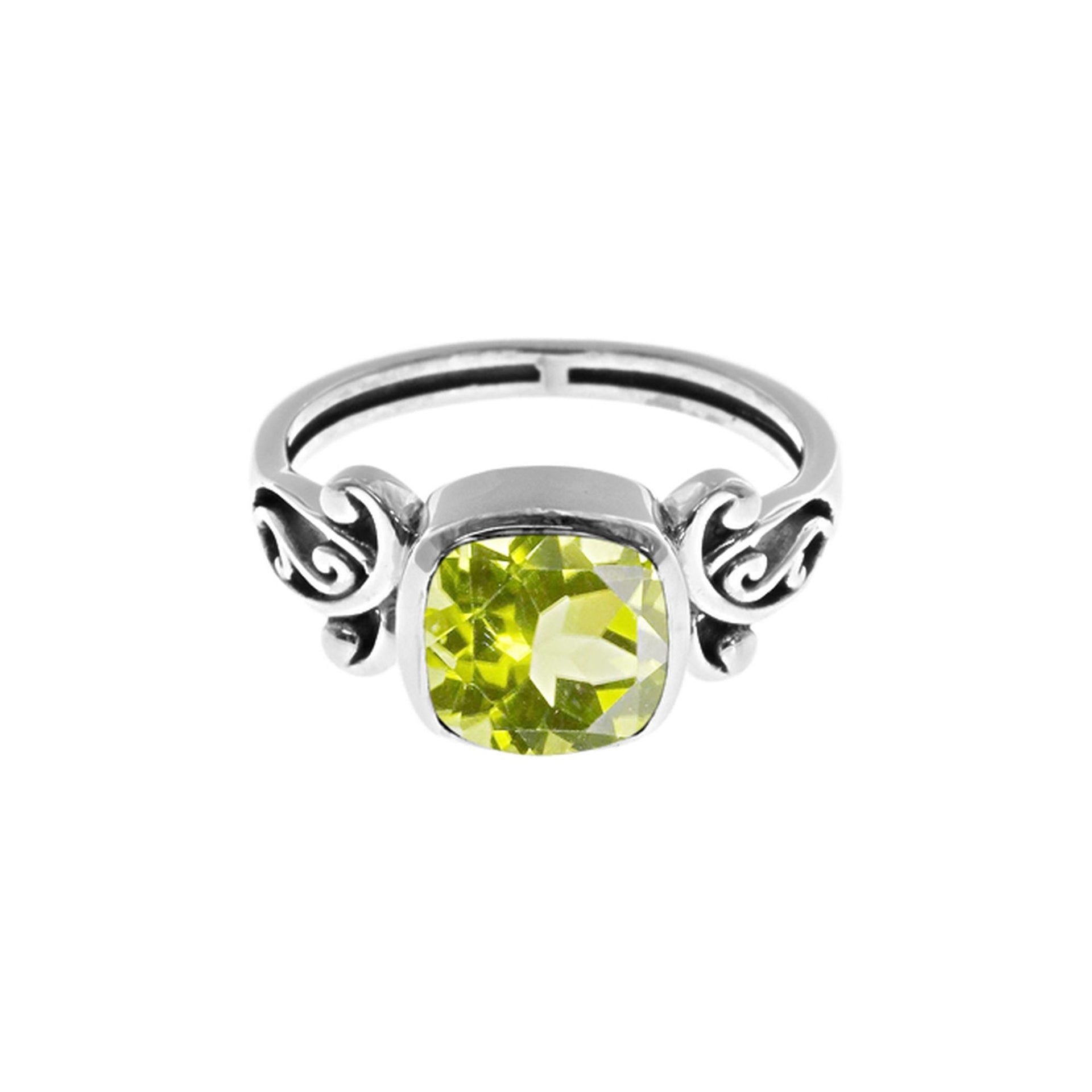 Isla cushion peridot ring