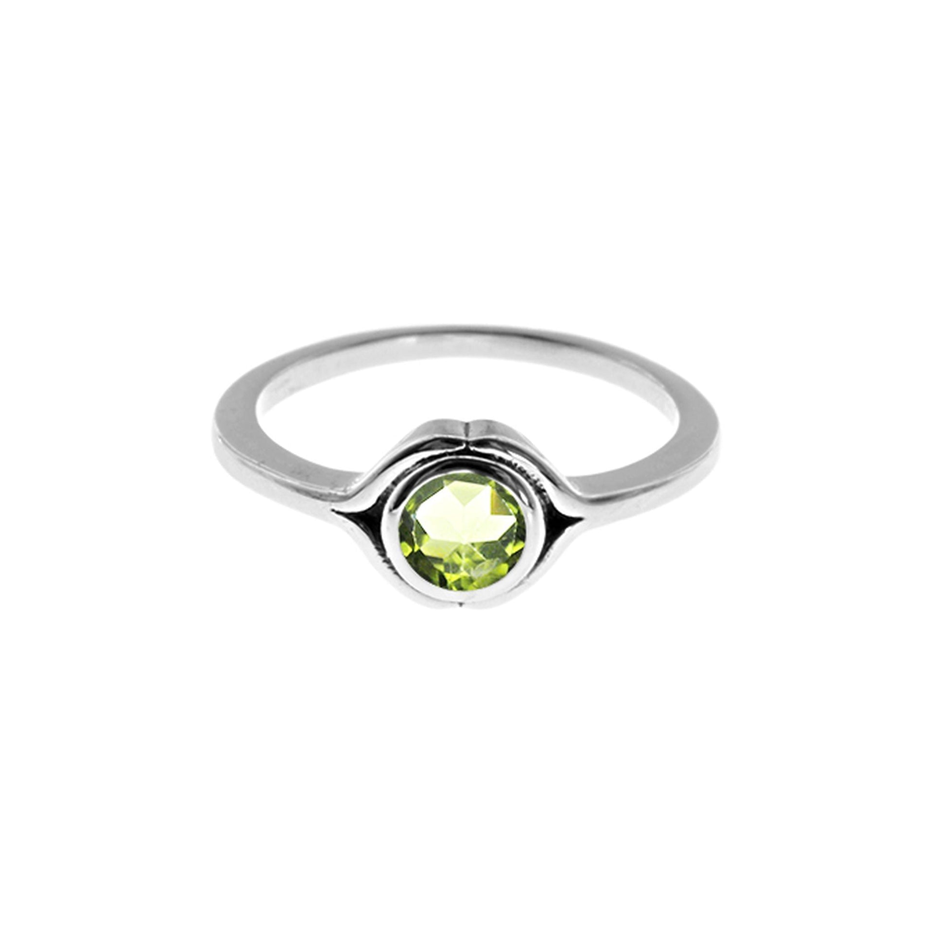 Lola framed peridot ring