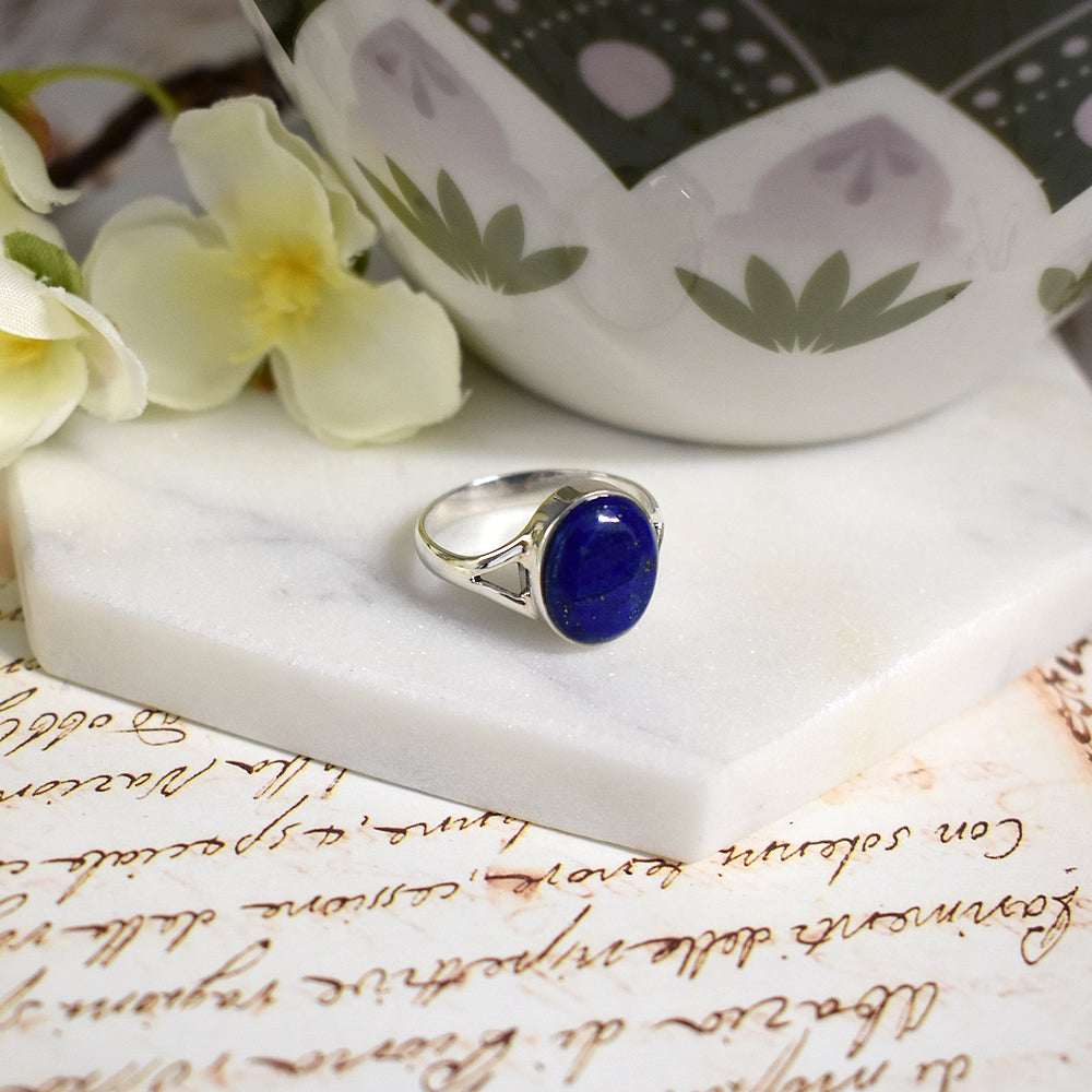 Samira oval lapis lazuli split band ring