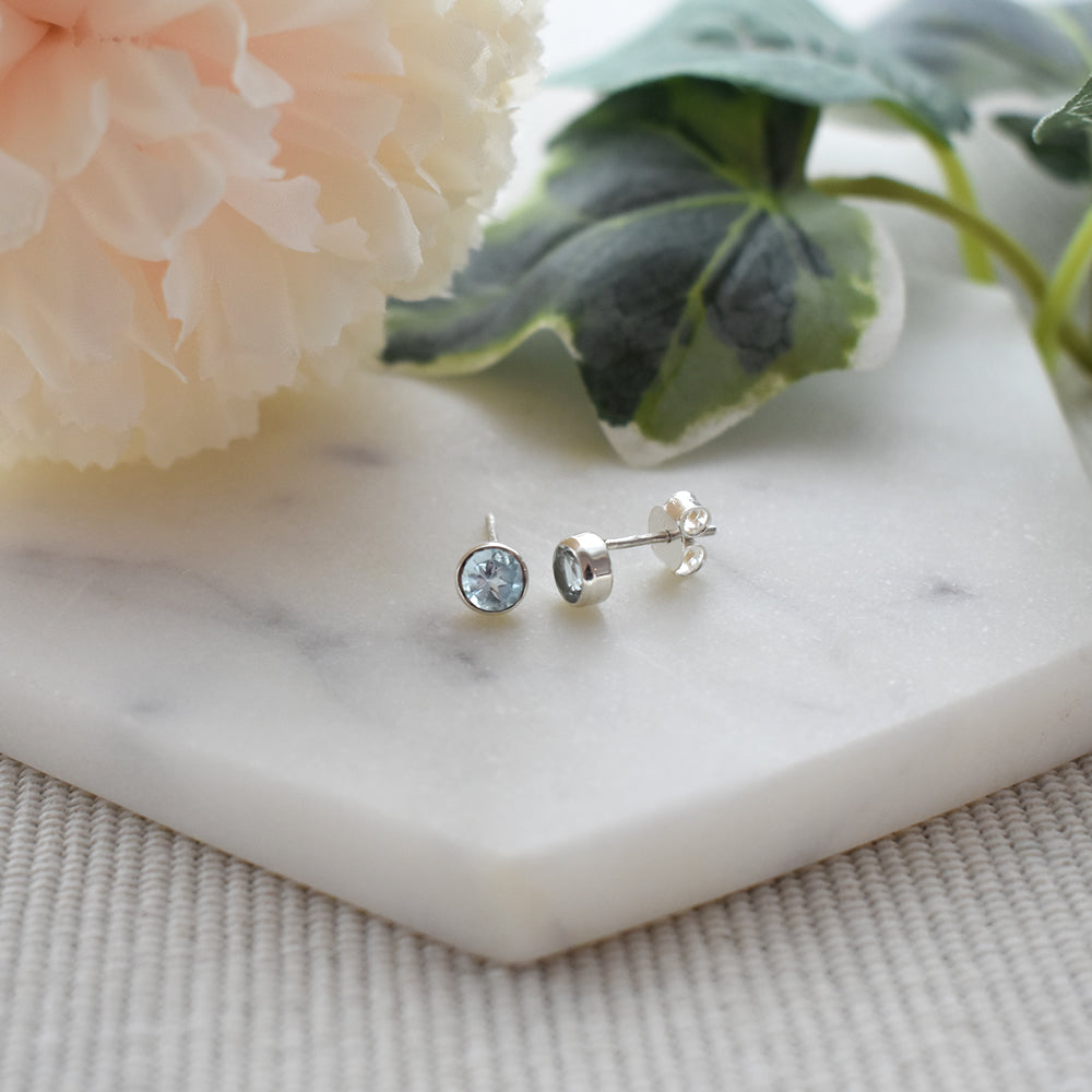 Samira small plain round blue topaz studs