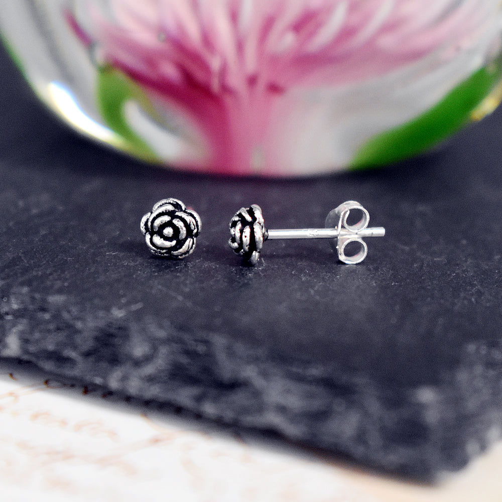 Smile oxidised rose studs