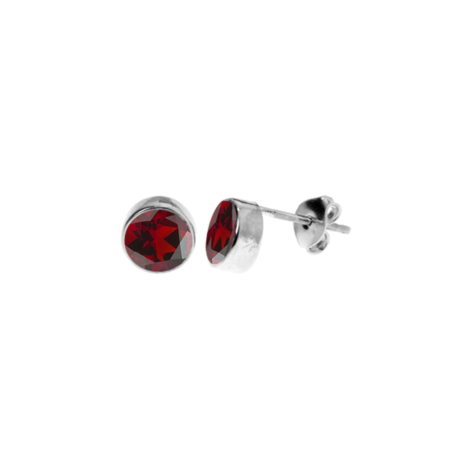 Samira plain round garnet facet studs
