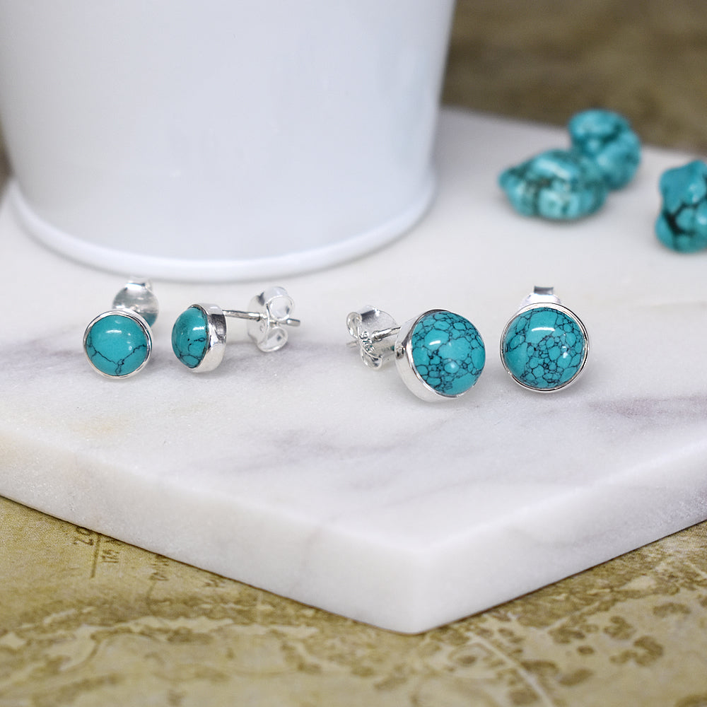 Samira turquoise round plain studs