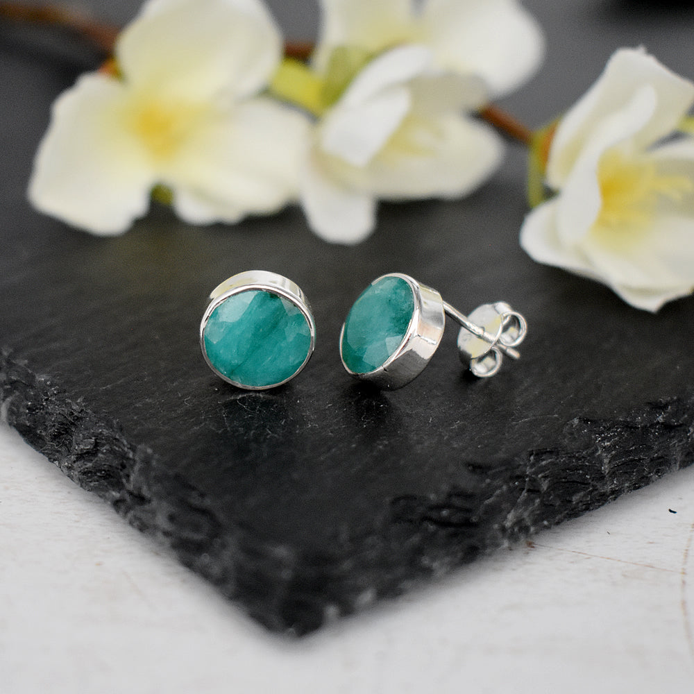 Samira emerald quartz large round studs